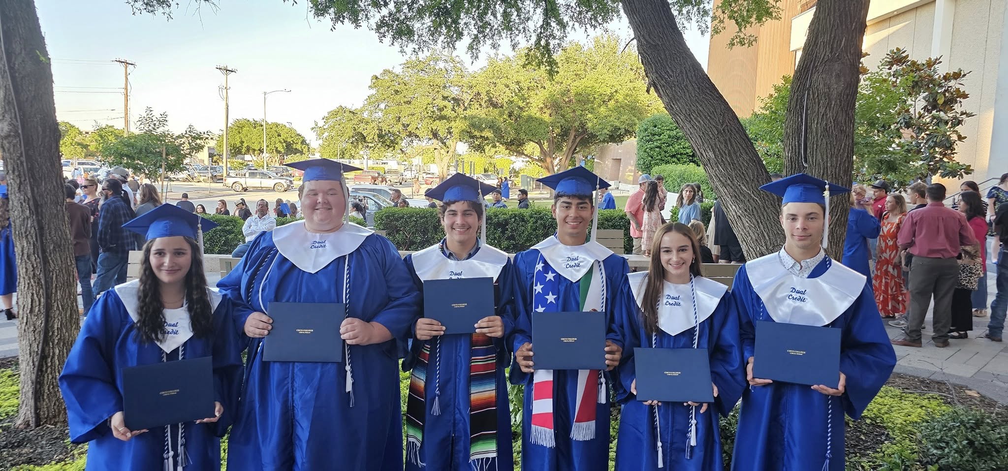Woodson ISD dual-credit graduates